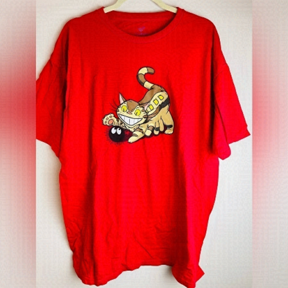 Teefury Red Totoro tshirt size XL
